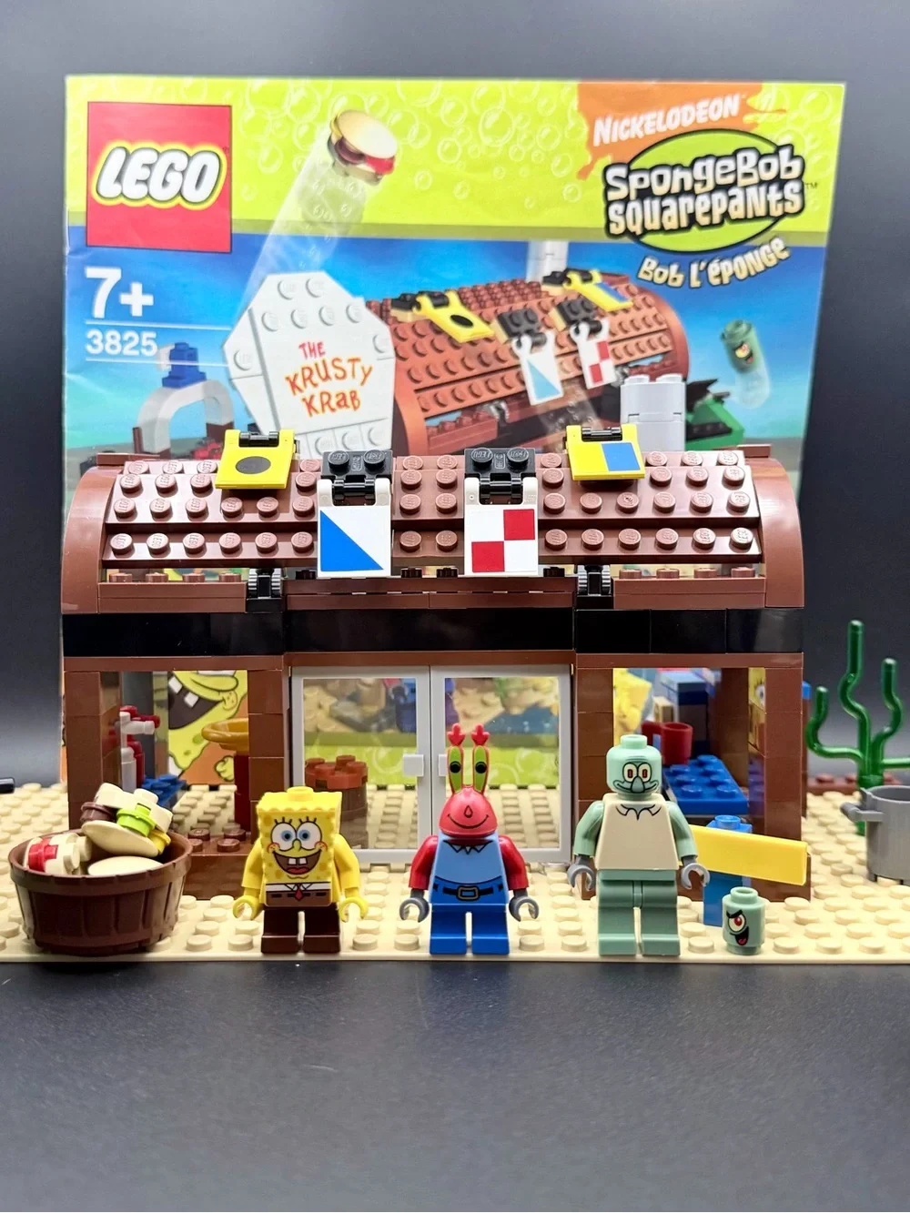 LEGO 3825 Krusty Krab (SpongeBob SquarePants) Complete Set
